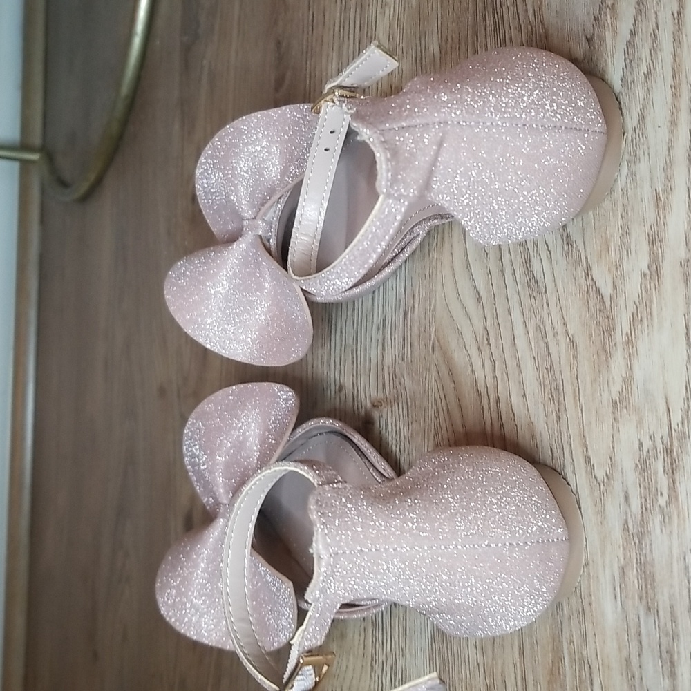 Betsey Johnson Nobel Ballet Champagne Shimmer Ankle Strap Flats Girls 13 - Picture 4 of 10